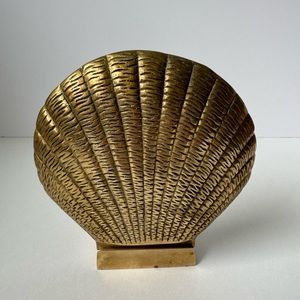 Vintage Brass seashell candle holder